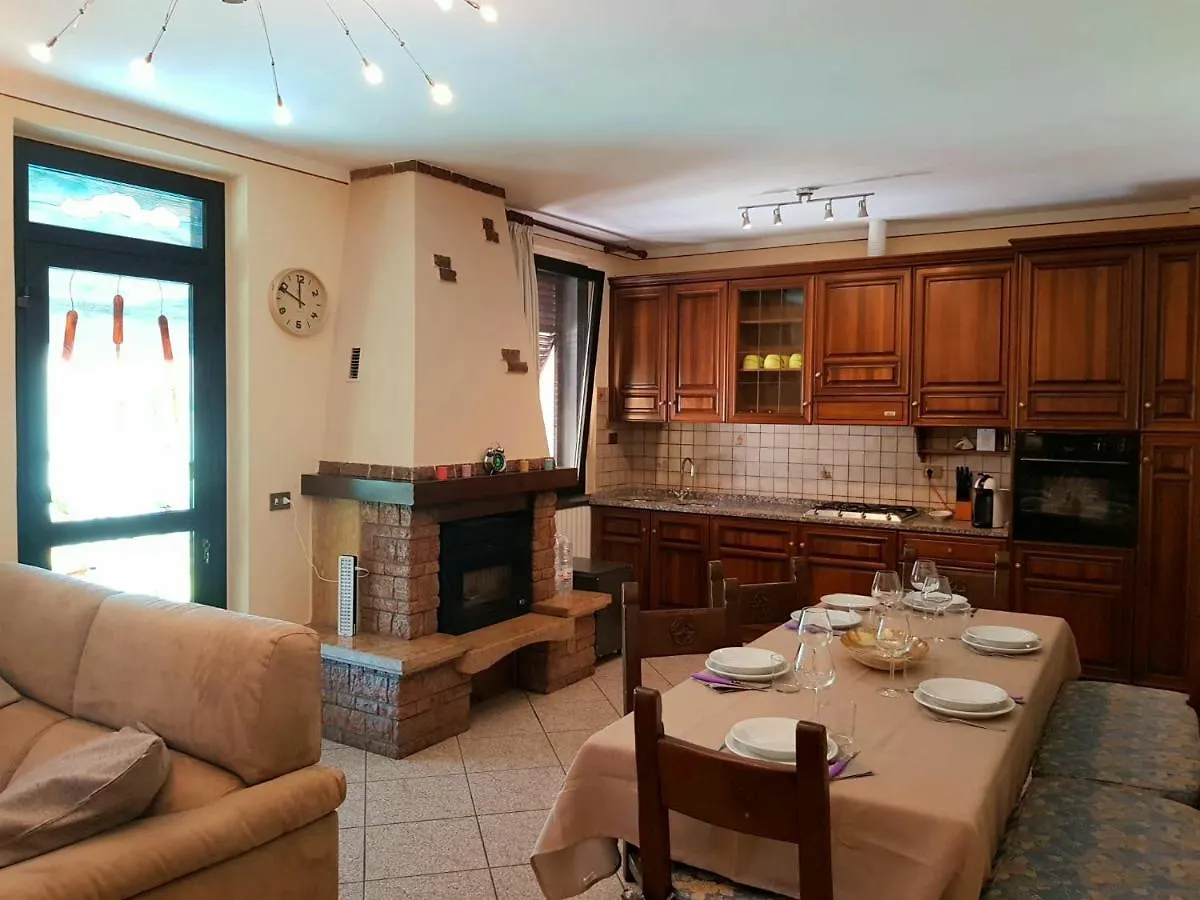Casa Luciana - Comfort A Lucca Con Parcheggio 0*,  Italy