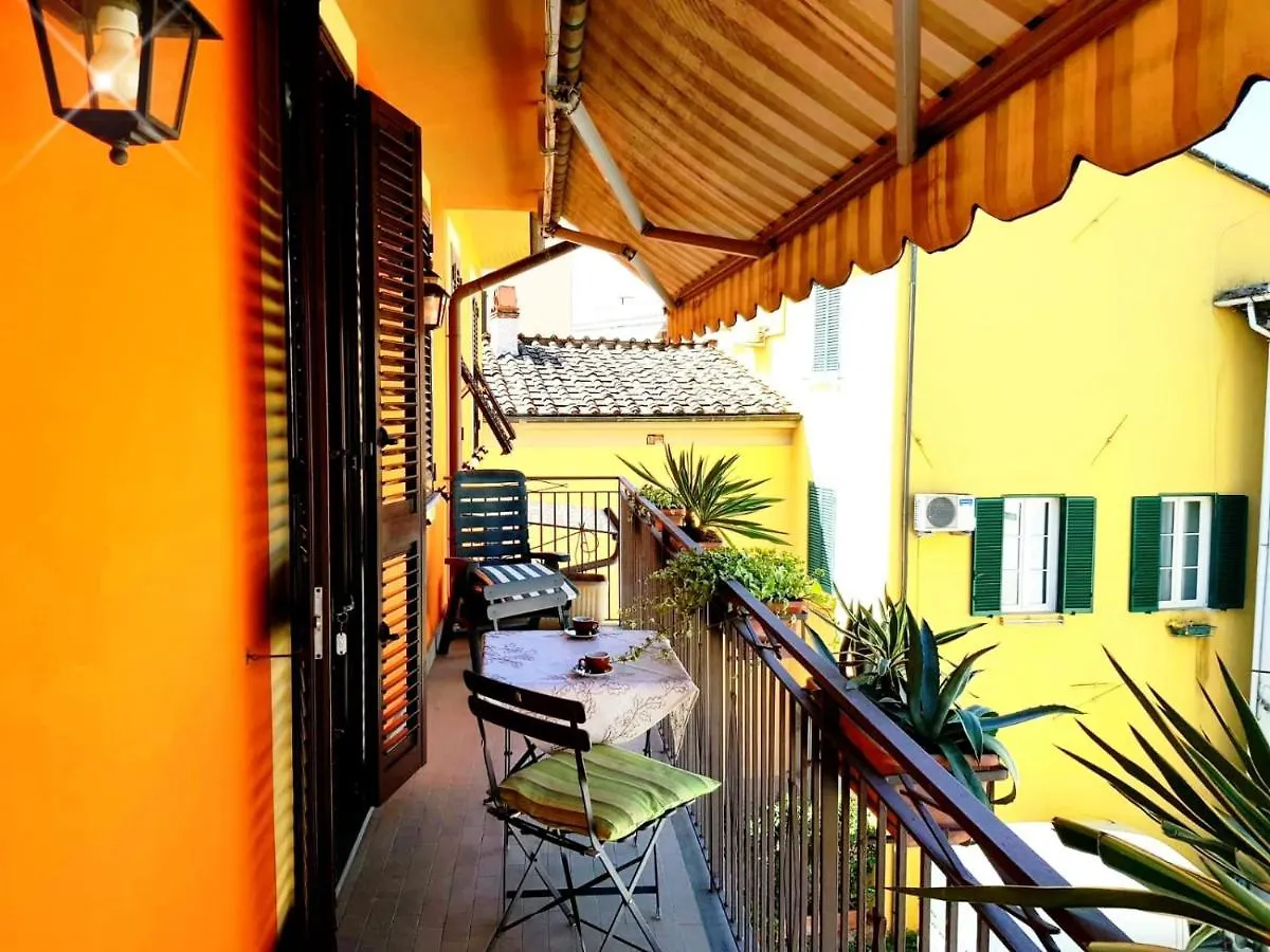 Casa Luciana - Comfort A Lucca Con Parcheggio 0*,