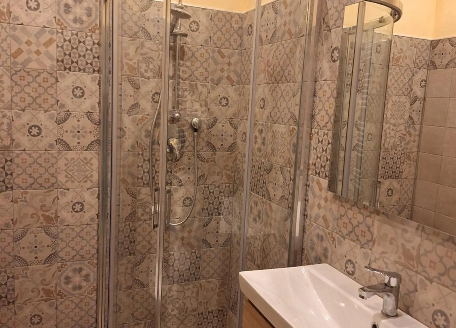 Casa Luciana - Comfort A Lucca Con Parcheggio 0*,  Italy